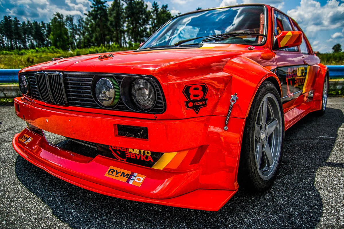 BMW E30