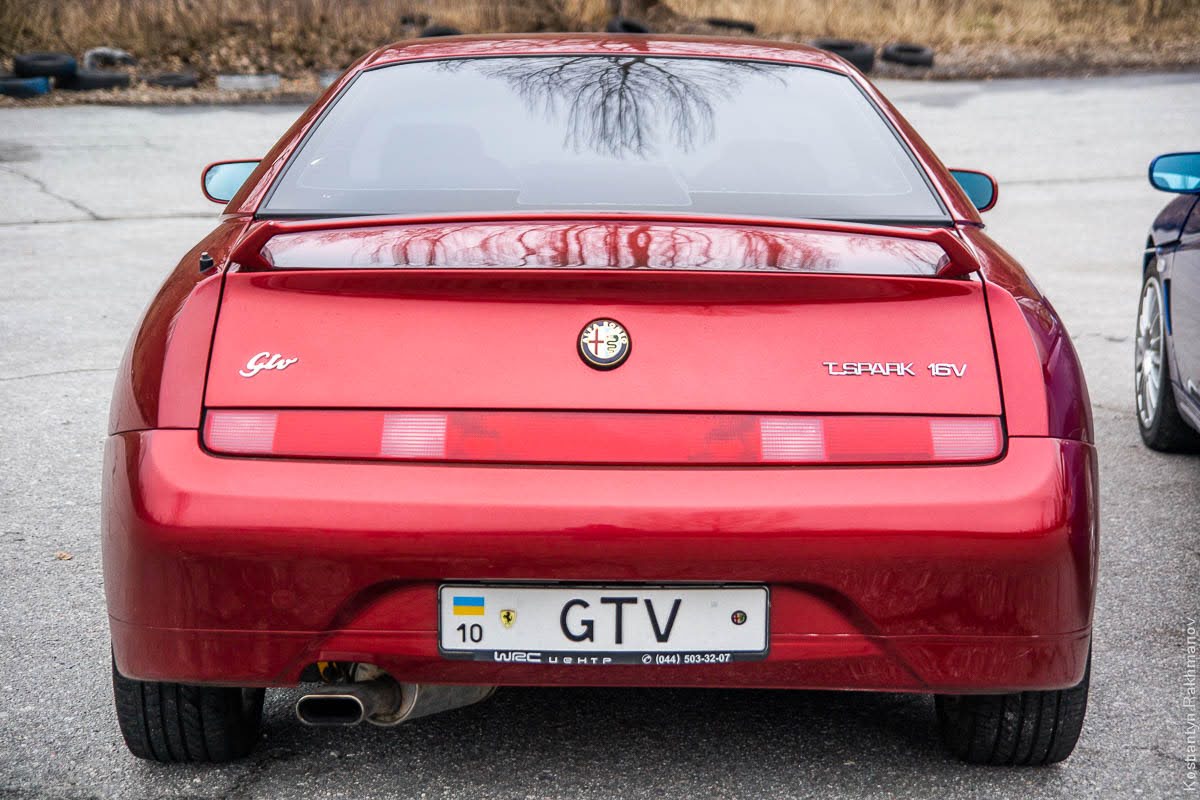 Alfa Romeo GTV 916